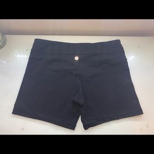 Lululemon Black Spandex
